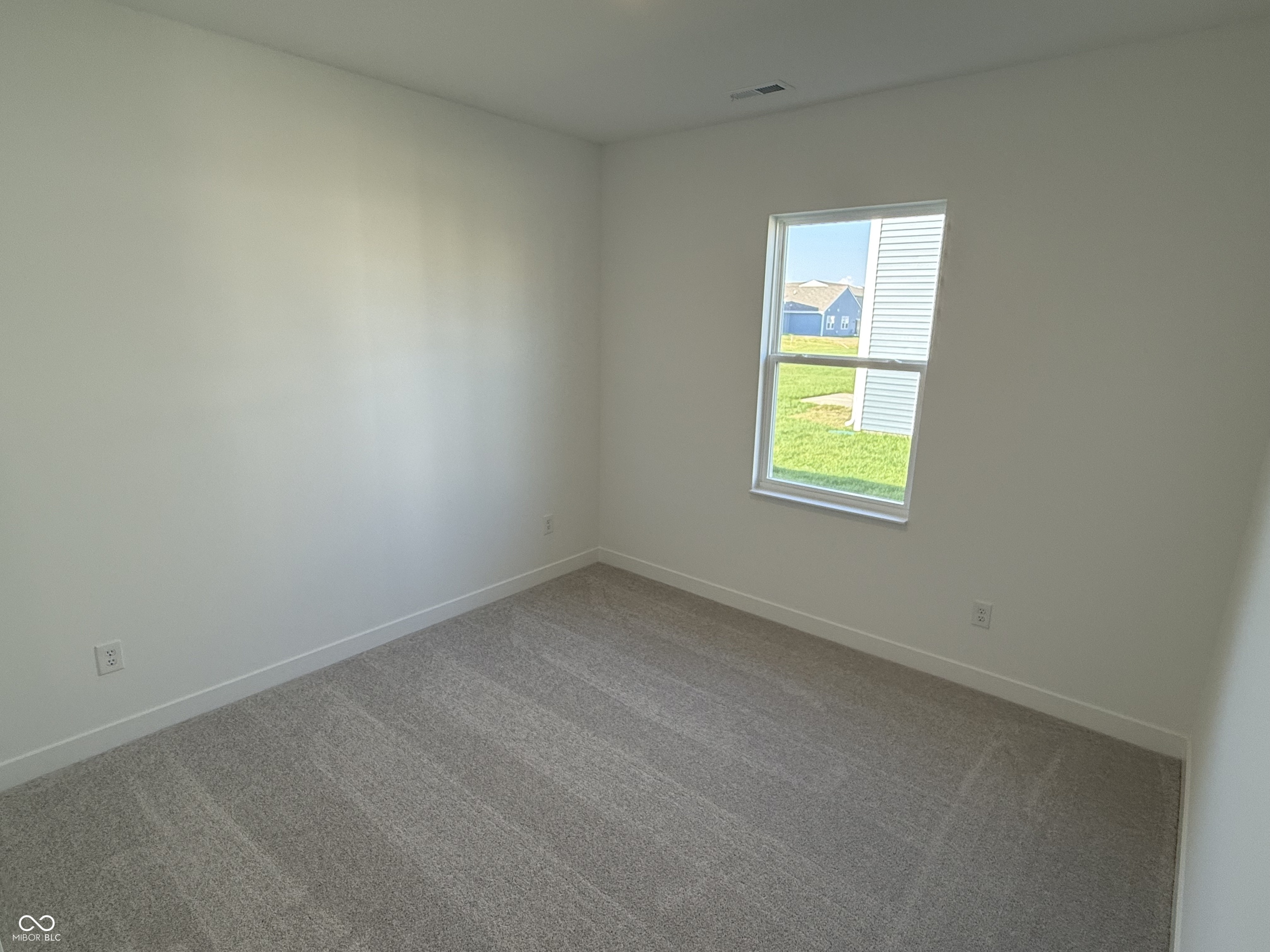 11911 Moorfield Lane Indianapolis, IN 46235 - Photo 5 of 7