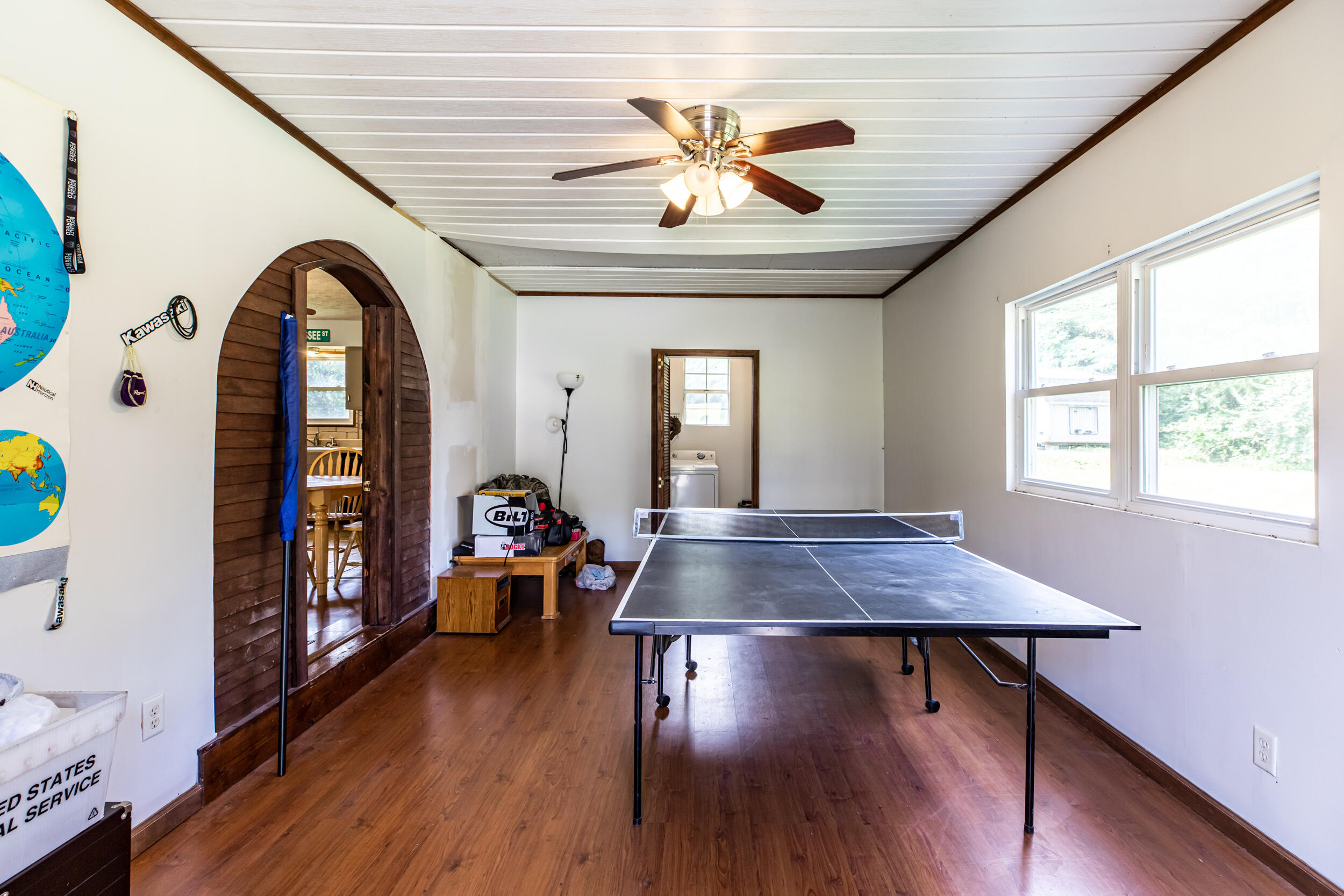 230 Asbury Road Jacksboro, TN 37757 - Photo 14 of 17 230 Asbury Rd-16