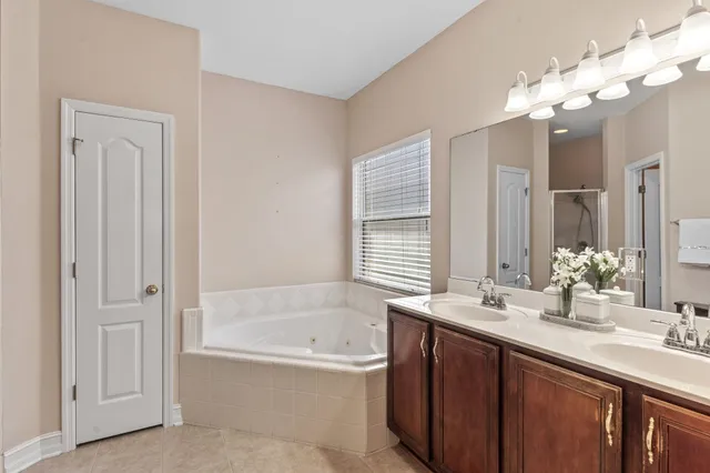 $385,900 | 3342 Cameron Chase Drive, Tallahassee, FL 32309