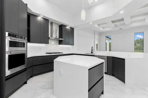 $2,590,000 | 11000 Southwest 30th Court, Davie, FL 33328