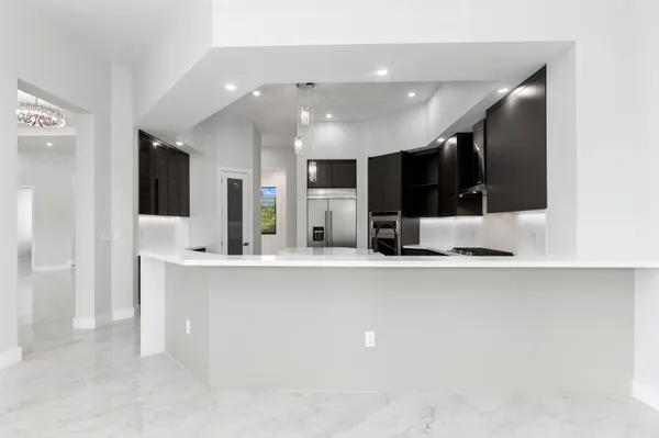 $2,590,000 | 11000 Southwest 30th Court, Davie, FL 33328