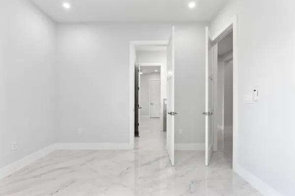 $2,590,000 | 11000 Southwest 30th Court, Davie, FL 33328