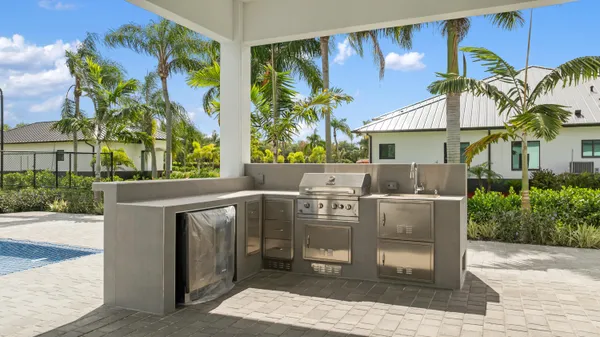 $2,590,000 | 11000 Southwest 30th Court, Davie, FL 33328