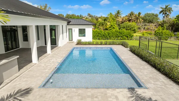 $2,590,000 | 11000 Southwest 30th Court, Davie, FL 33328