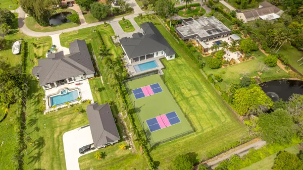 $2,590,000 | 11000 Southwest 30th Court, Davie, FL 33328