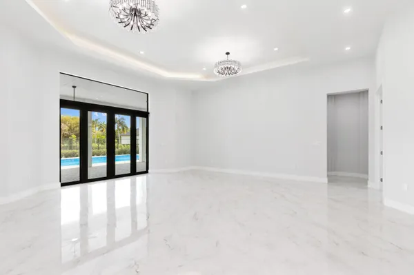 $2,590,000 | 11000 Southwest 30th Court, Davie, FL 33328