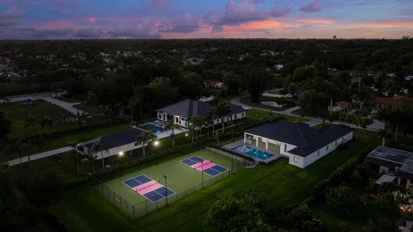 $2,590,000 | 11000 Southwest 30th Court, Davie, FL 33328