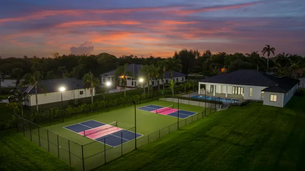 $2,590,000 | 11000 Southwest 30th Court, Davie, FL 33328