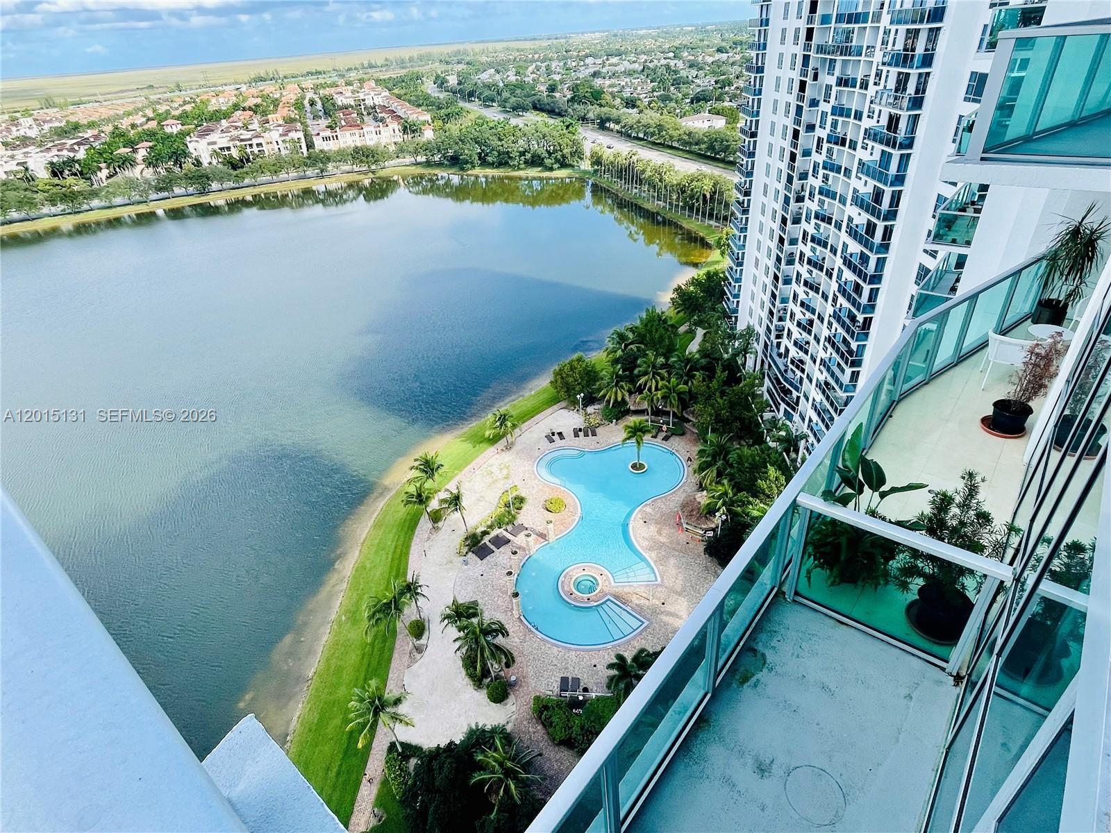 2681 North Flamingo Road, Unit 2004S Sunrise, FL 33323 - Photo 3 of 26
