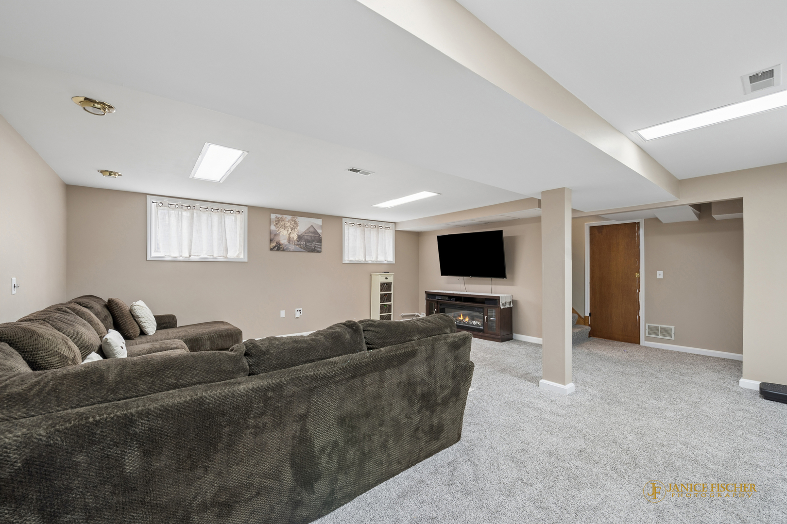 306 Juniper Road Island Lake, IL 60042 - Photo 15 of 23