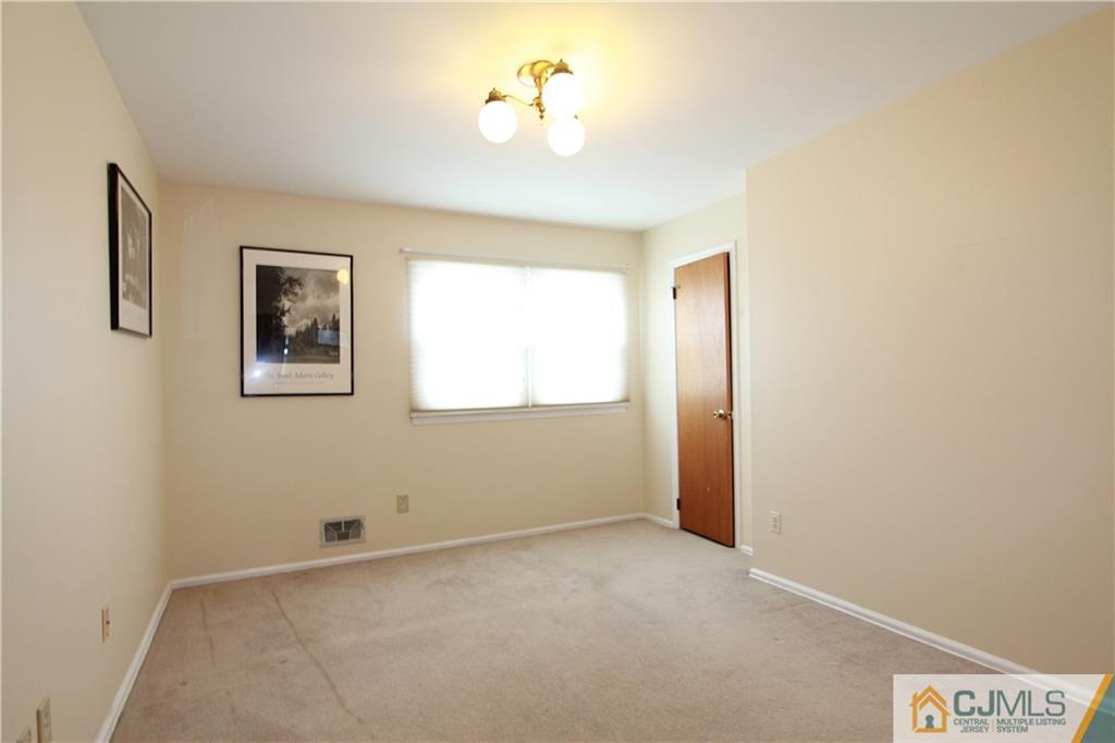 131 Edison Avenue Edison, NJ 08820 - Photo 19 of 23 Gallery Image 19