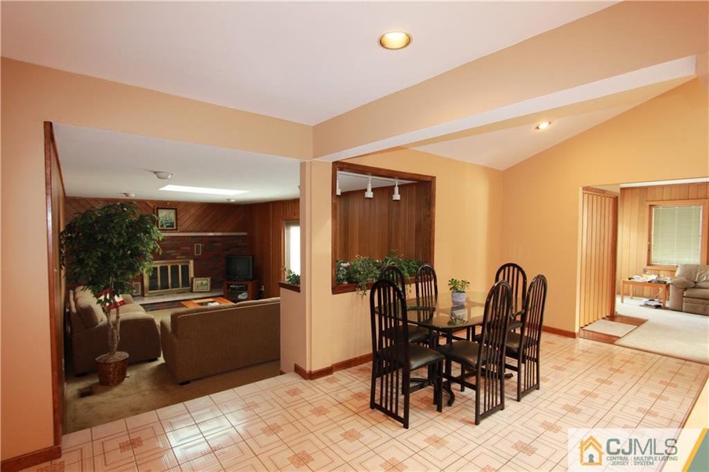 131 Edison Avenue Edison, NJ 08820 - Photo 6 of 23 Gallery Image 6