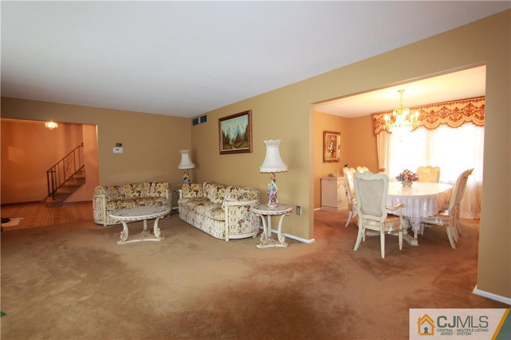 131 Edison Avenue Edison, NJ 08820 - Photo 9 of 23 Gallery Image 9