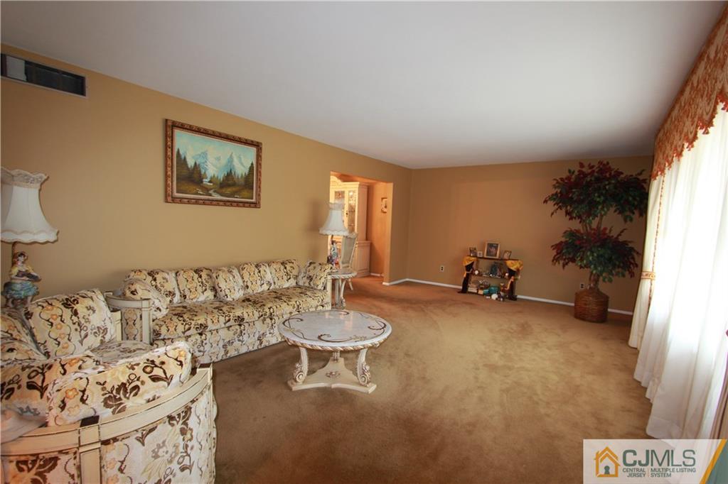 131 Edison Avenue Edison, NJ 08820 - Photo 10 of 23 Gallery Image 10