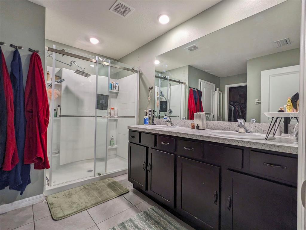 4128 Silver Strand Trail Palmetto, FL 34221 - Photo 10 of 33