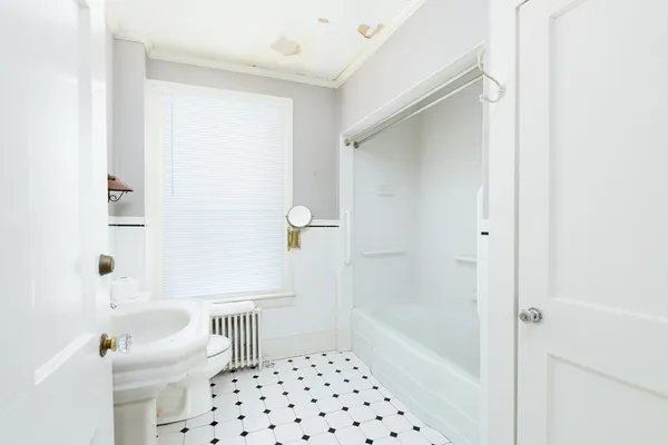 $540,000 | 65 Pierce Road, West Brookfield, MA 01585