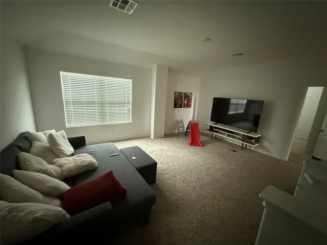 $2,689 | 380 Mendoza, Kyle, TX 78640