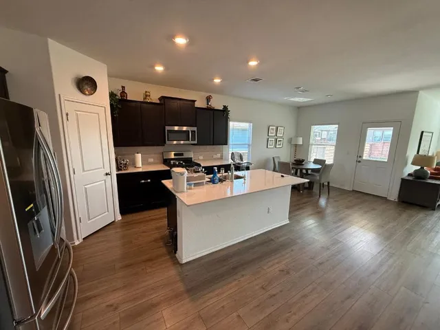 $2,689 | 380 Mendoza, Kyle, TX 78640