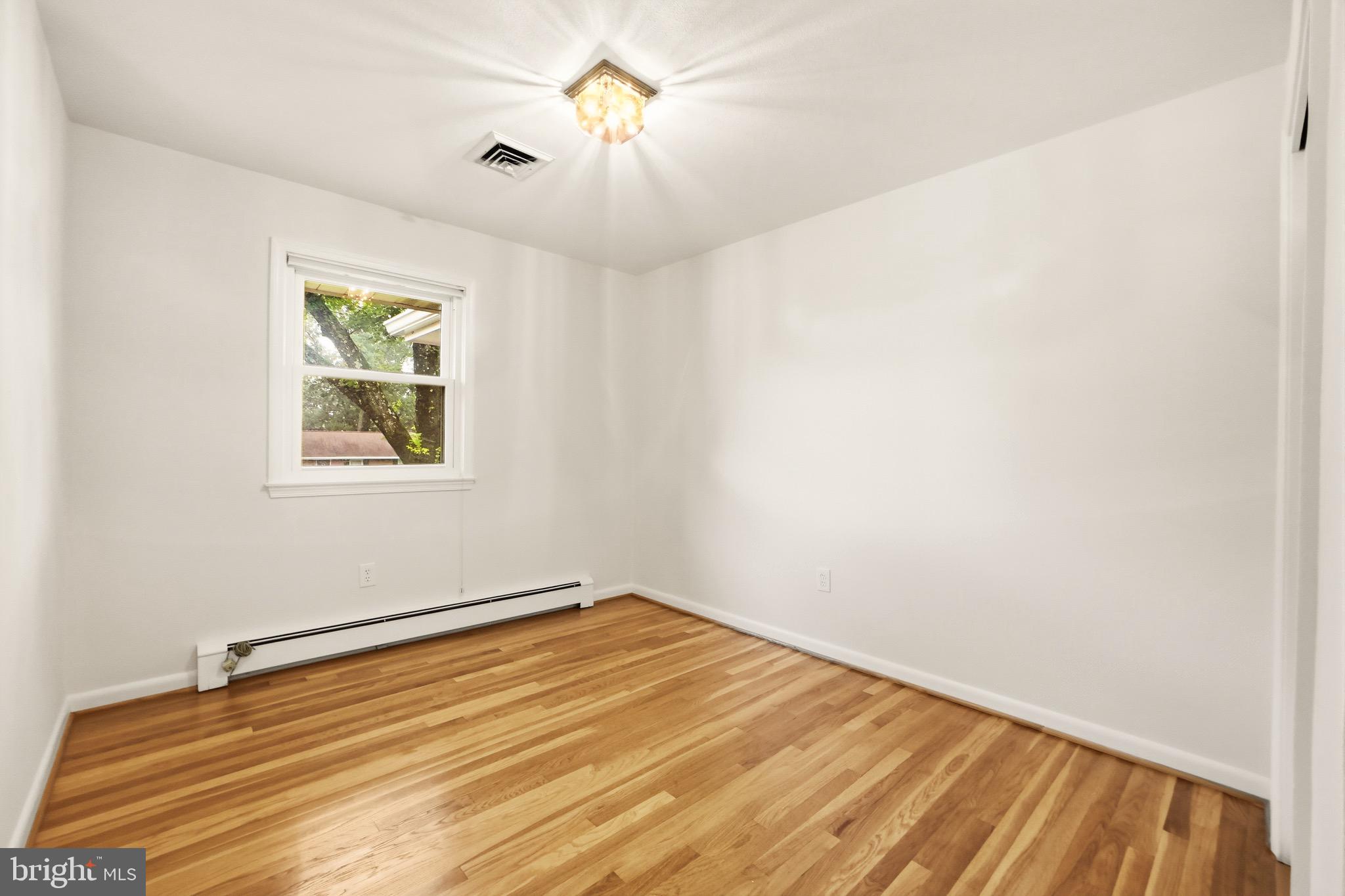 2508 Redmiles Drive Silver Spring, MD 20905 - Photo 20 of 44 4th bedroom