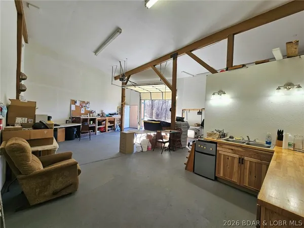 $495,000 | 473 W Highway, Eldon, MO 65026