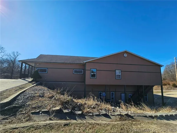 $495,000 | 473 W Highway, Eldon, MO 65026