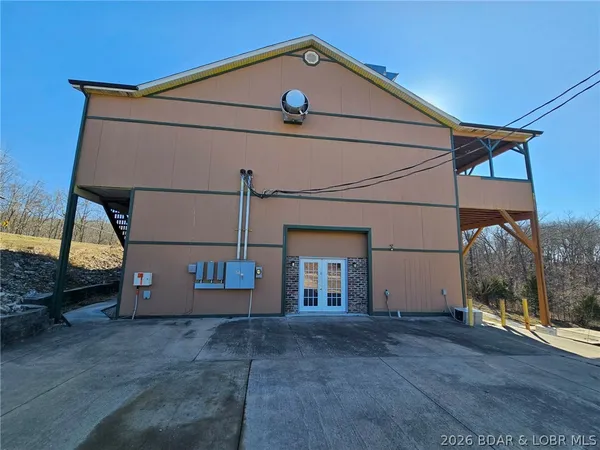 $495,000 | 473 W Highway, Eldon, MO 65026