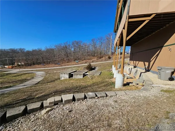 $495,000 | 473 W Highway, Eldon, MO 65026