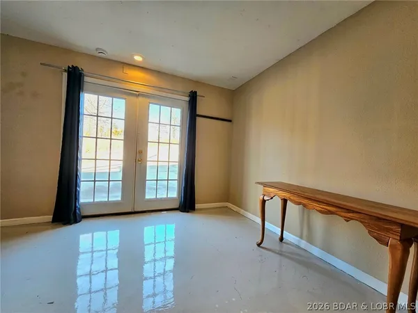 $495,000 | 473 W Highway, Eldon, MO 65026