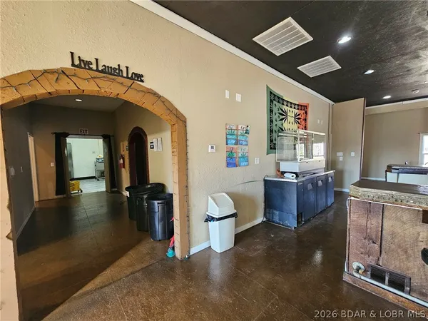 $495,000 | 473 W Highway, Eldon, MO 65026