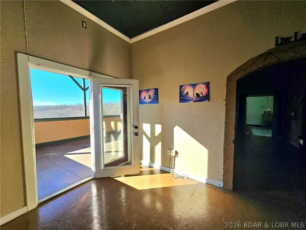 $495,000 | 473 W Highway, Eldon, MO 65026