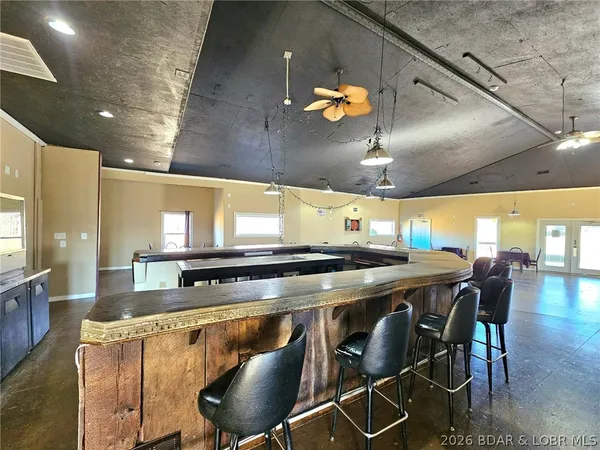 $495,000 | 473 W Highway, Eldon, MO 65026