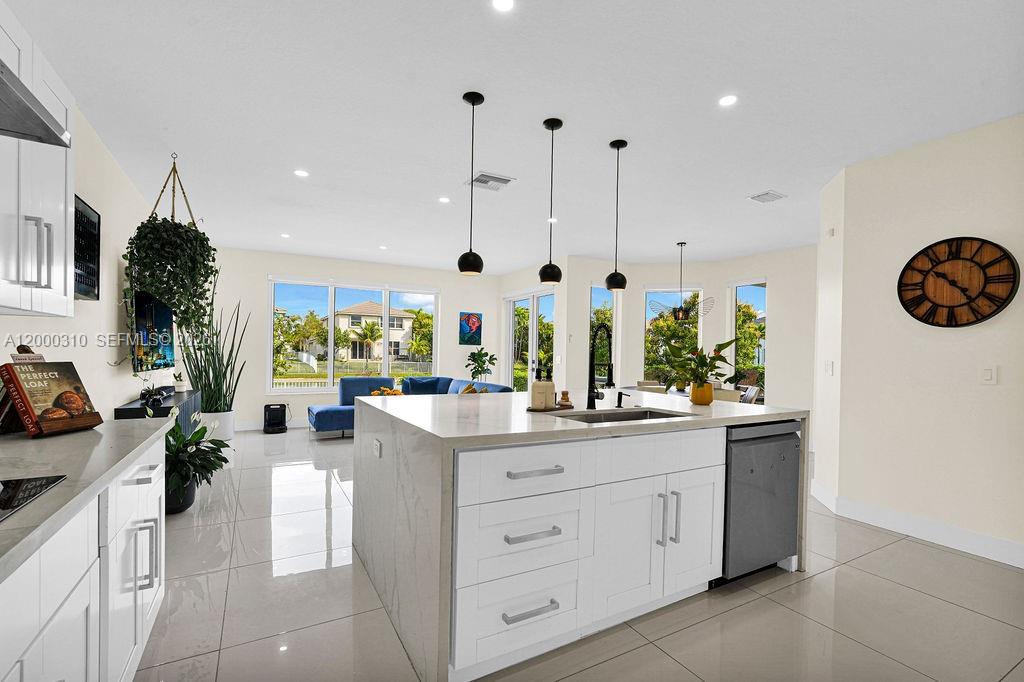 16373 Southwest 30th Street Miramar, FL 33027 - Photo 20 of 54