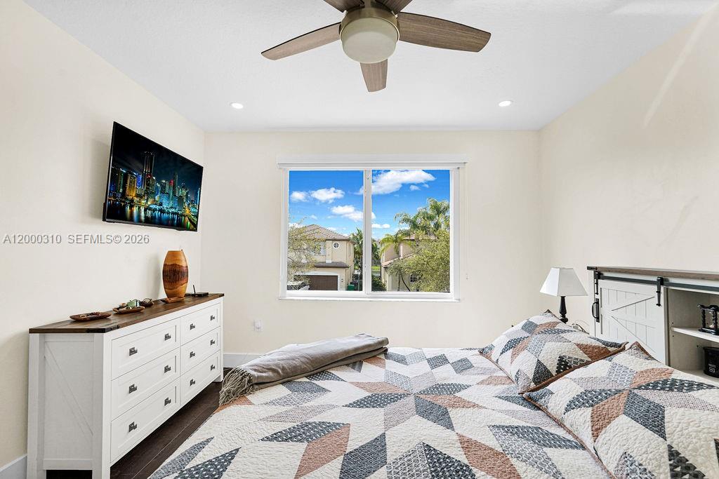 16373 Southwest 30th Street Miramar, FL 33027 - Photo 35 of 54