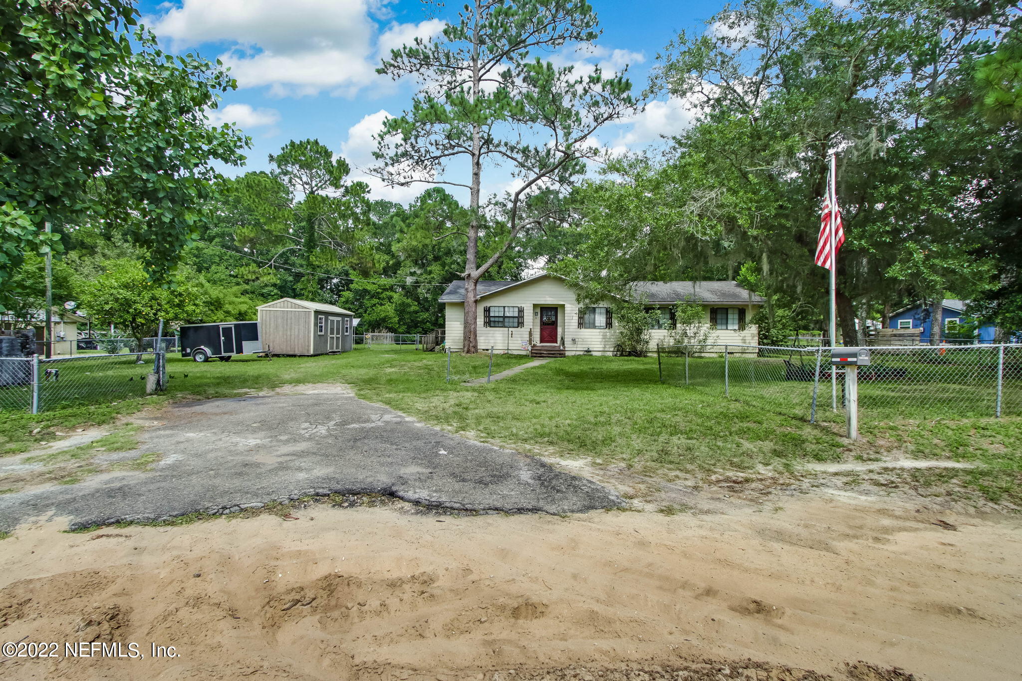 3817 Peck Road Green Cove Springs, FL 32043 - Photo 4 of 32 3-web-or-mls-3817 Peck Rd-2