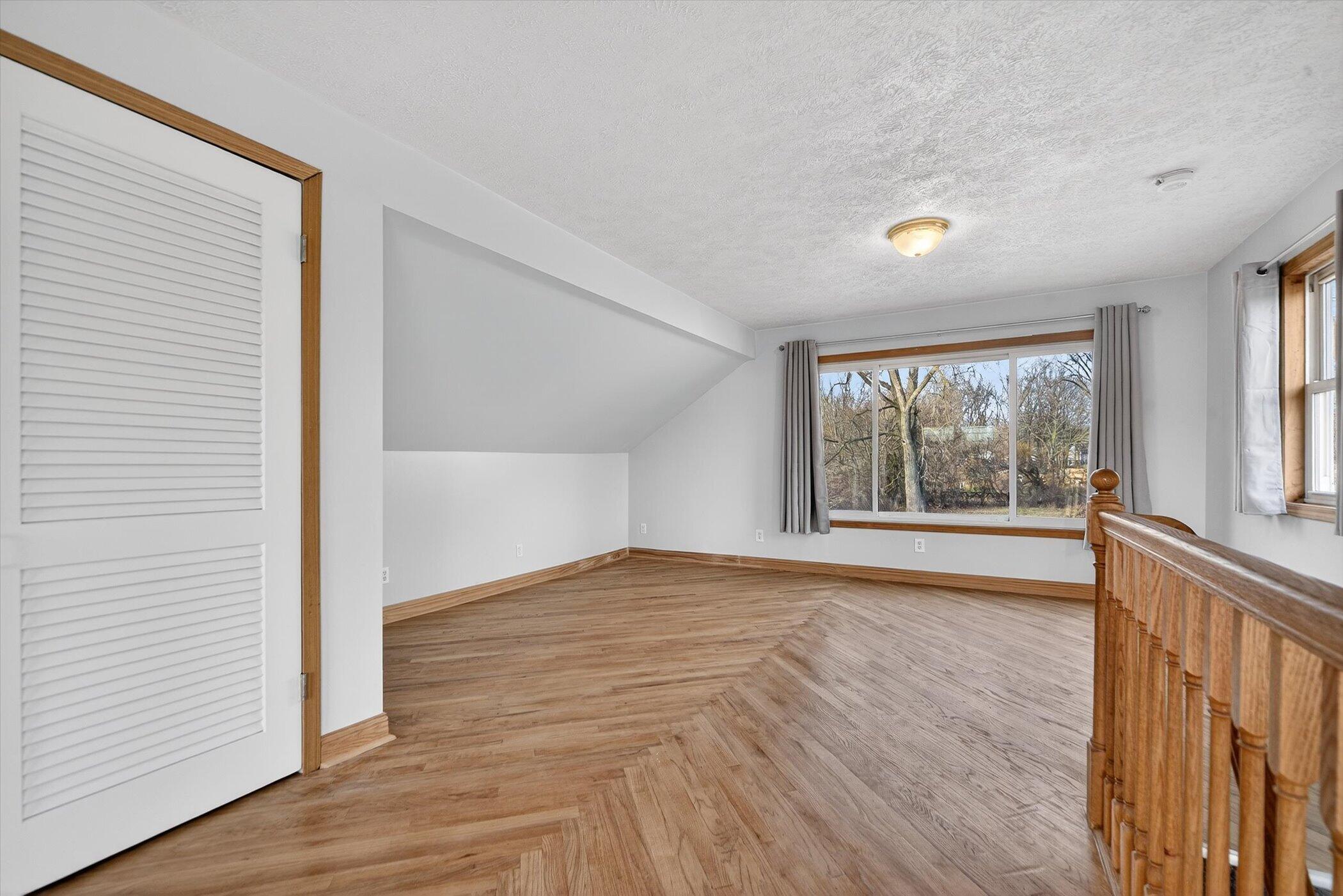 508 Filley Street Lansing, MI 48906 - Photo 17 of 26 18-508 Filley St Lansing, MI 48906-Wind