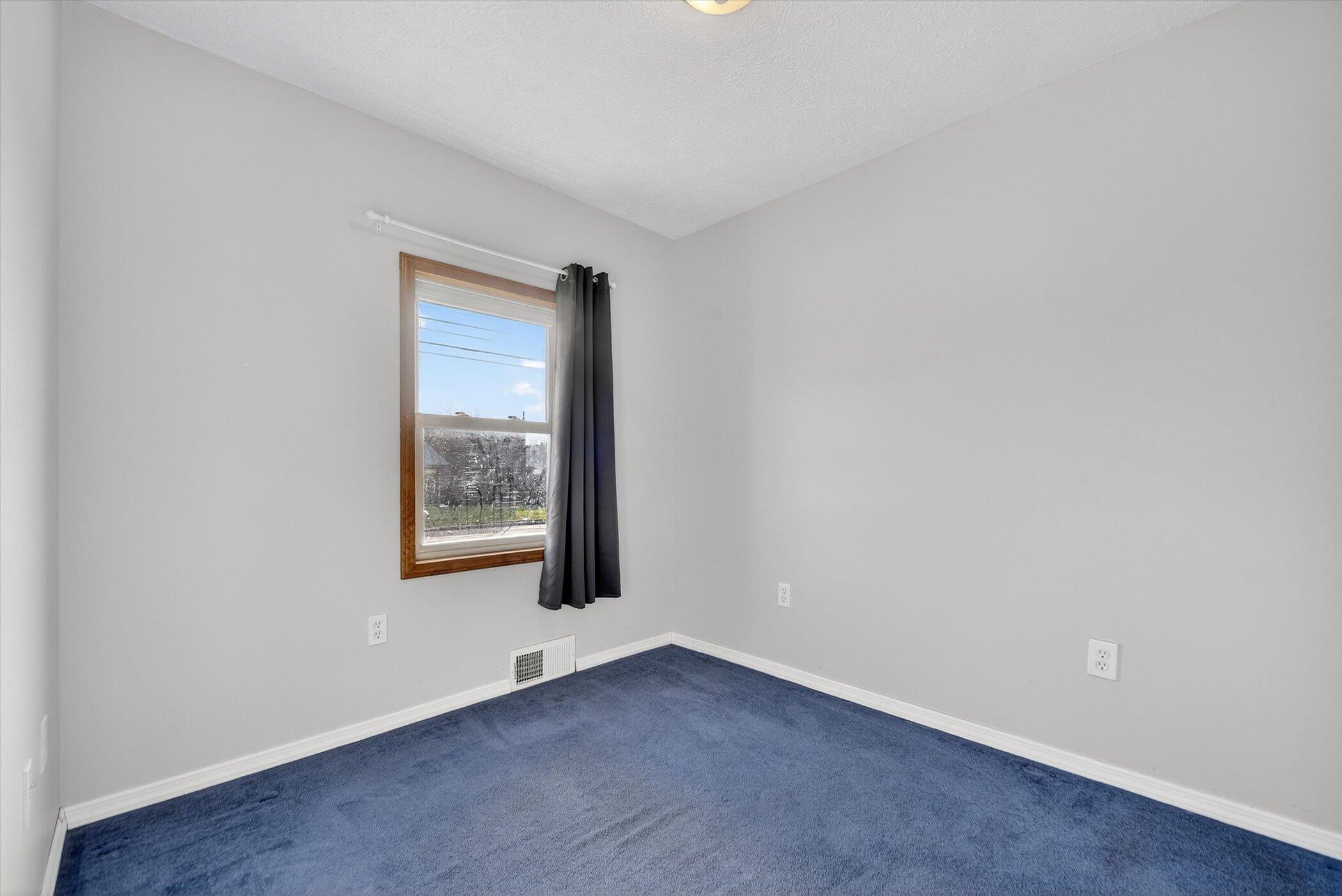 508 Filley Street Lansing, MI 48906 - Photo 19 of 26 20-508 Filley St Lansing, MI 48906-Wind