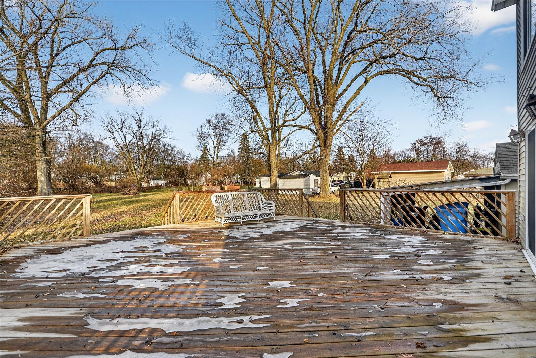 508 Filley Street Lansing, MI 48906 - Photo 25 of 26 27-508 Filley St Lansing, MI 48906-Wind