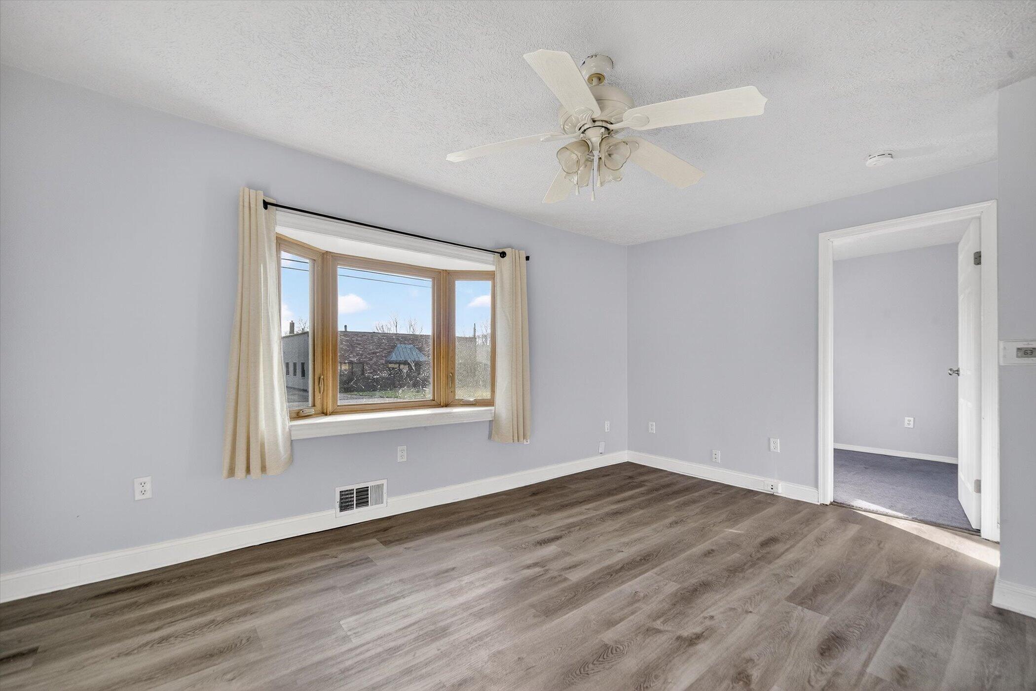 508 Filley Street Lansing, MI 48906 - Photo 4 of 26 05-508 Filley St Lansing, MI 48906-Wind