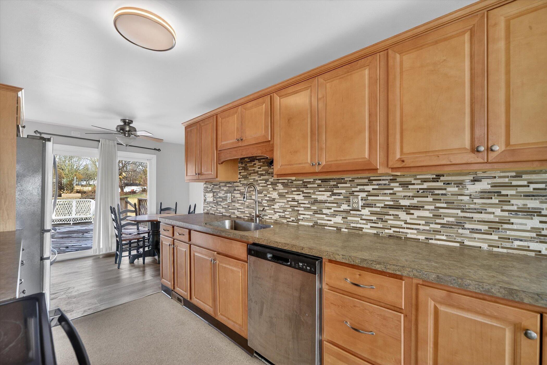 508 Filley Street Lansing, MI 48906 - Photo 7 of 26 08-508 Filley St Lansing, MI 48906-Wind