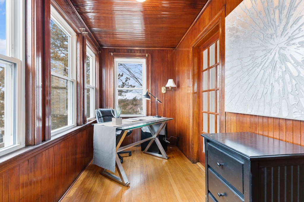35 Richardson Street, Unit 2 Wakefield, MA 01880 - Photo 21 of 32