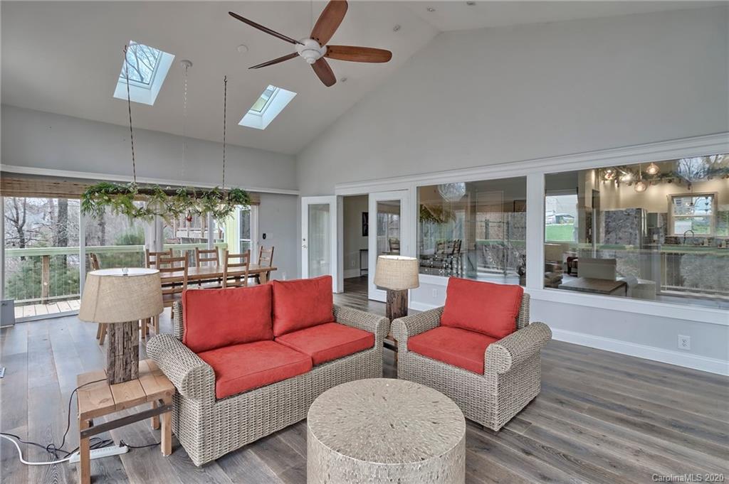4015 Windward Drive Tega Cay, SC 29708 - Photo 10 of 28 Gallery Image 10