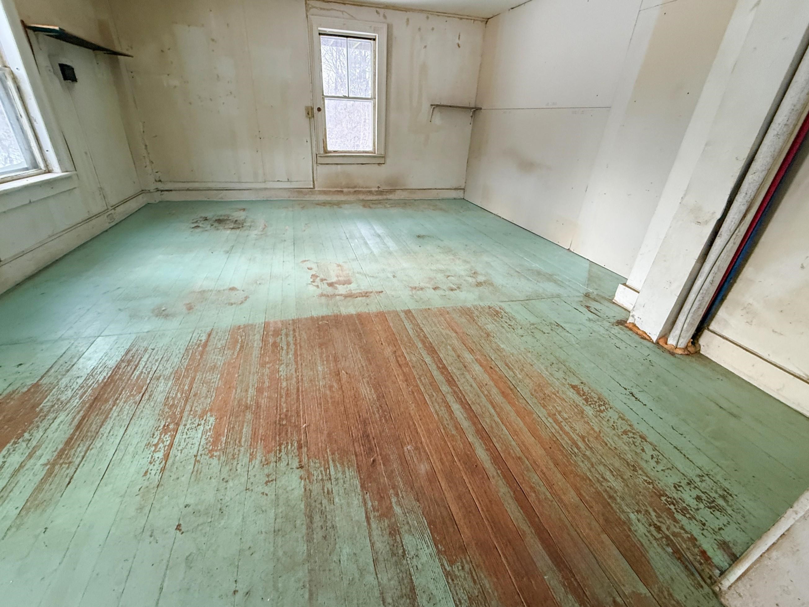 843 Kentfield Road Whitingham, VT 05361 - Photo 7 of 12