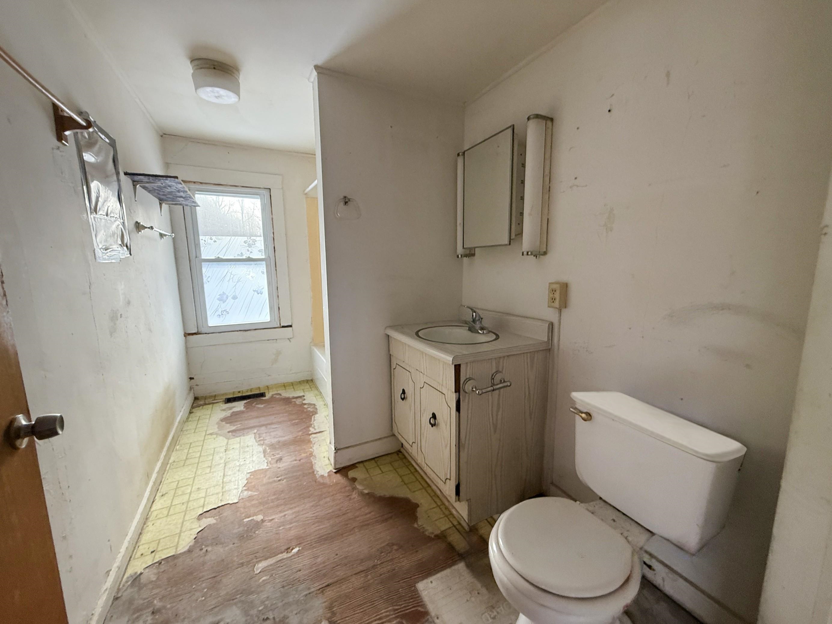 843 Kentfield Road Whitingham, VT 05361 - Photo 8 of 12