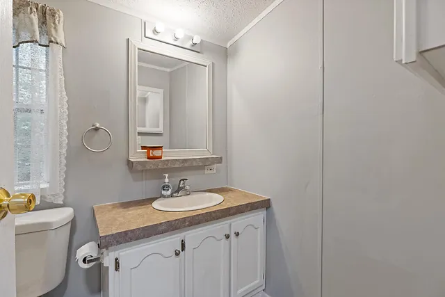 $289,900 | 6 Alder Lane, Belgrade, ME 04917