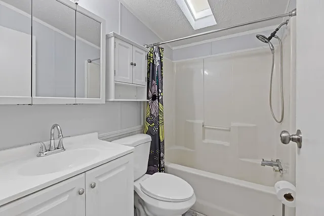 $289,900 | 6 Alder Lane, Belgrade, ME 04917