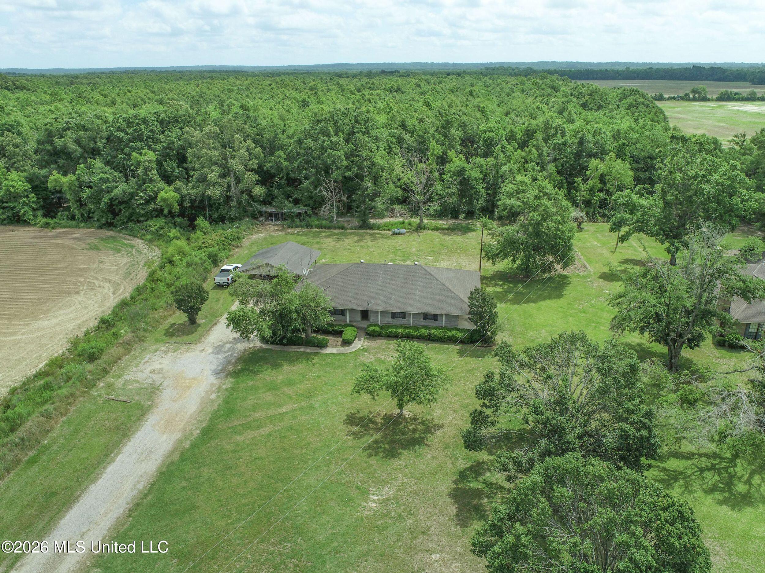 2336 Dummyline Road Batesville, MS 38606 - Photo 14 of 86 2tndlhs6