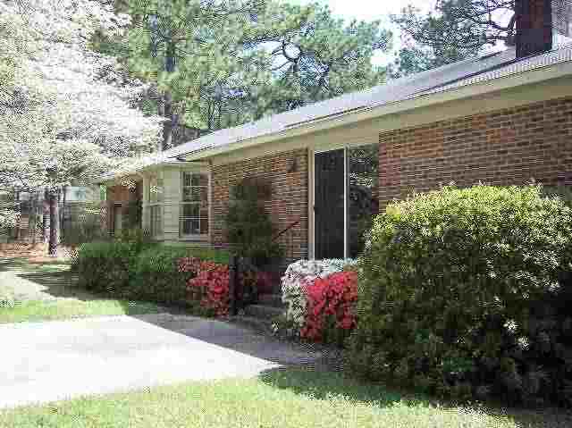 204 McNeil Road Southern Pines, NC 28387 - Photo 1 of 9 Primary Photo