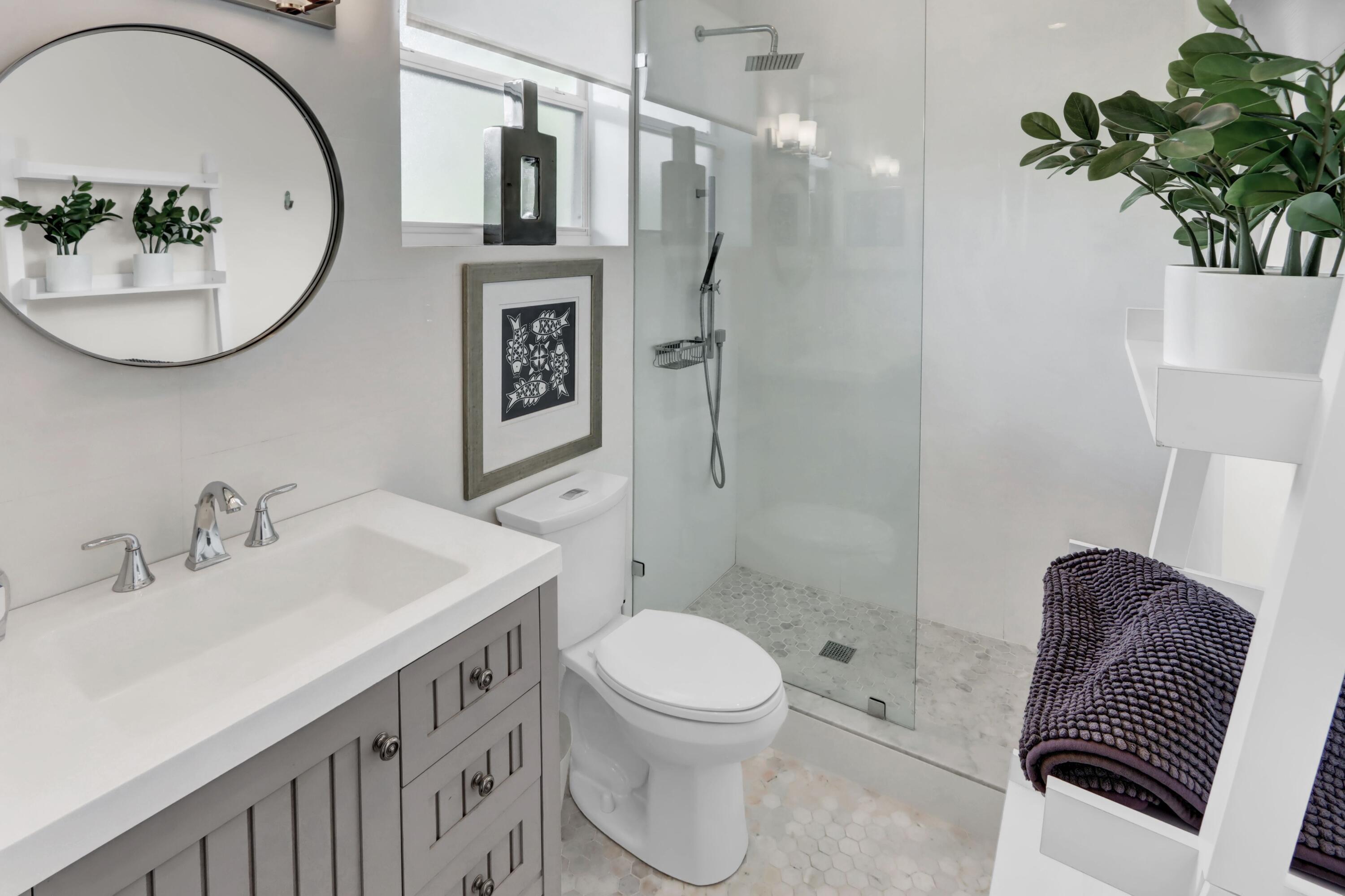 5866 St Annes Way Boca Raton, FL 33496 - Photo 17 of 39 Bathroom 3