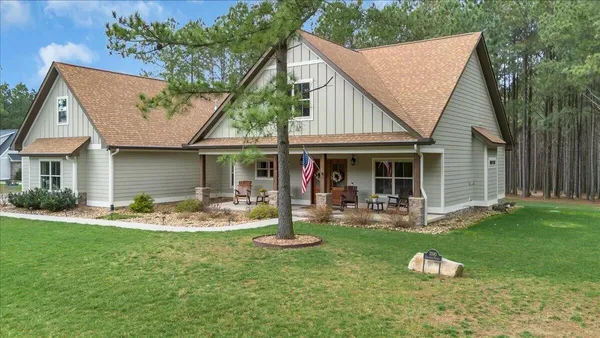 $950,000 | 3590 Crockett Pointe, Unit JF307, Jasper, TN 37347