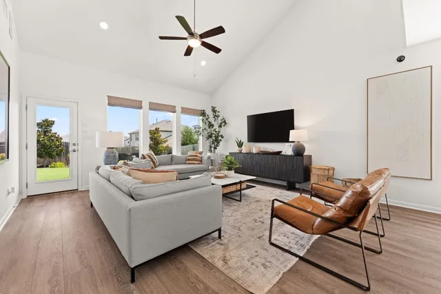 $434,900 | 6512 Velvet Leaf Lane, Buda, TX 78610